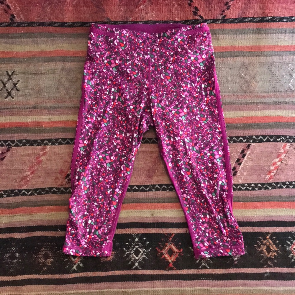 Lululemon Size 6 Capri Leggings